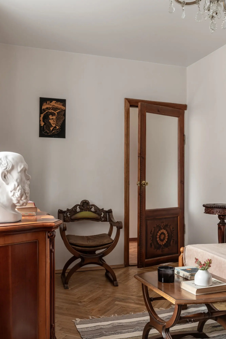 Квартира изысканная с авторским искусством пешком до Красной площади