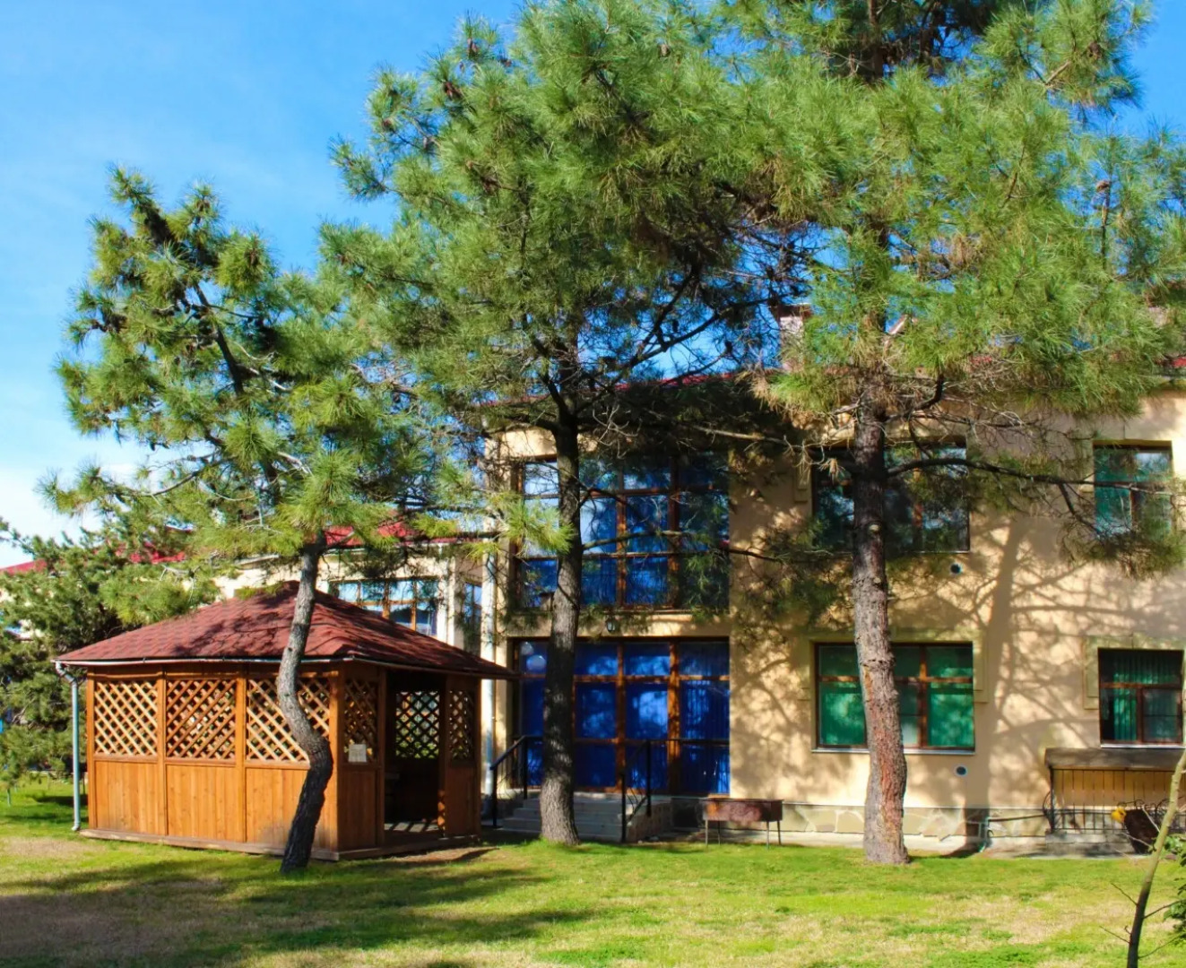 Апартаменты Орхидея-Парк Первый Этаж