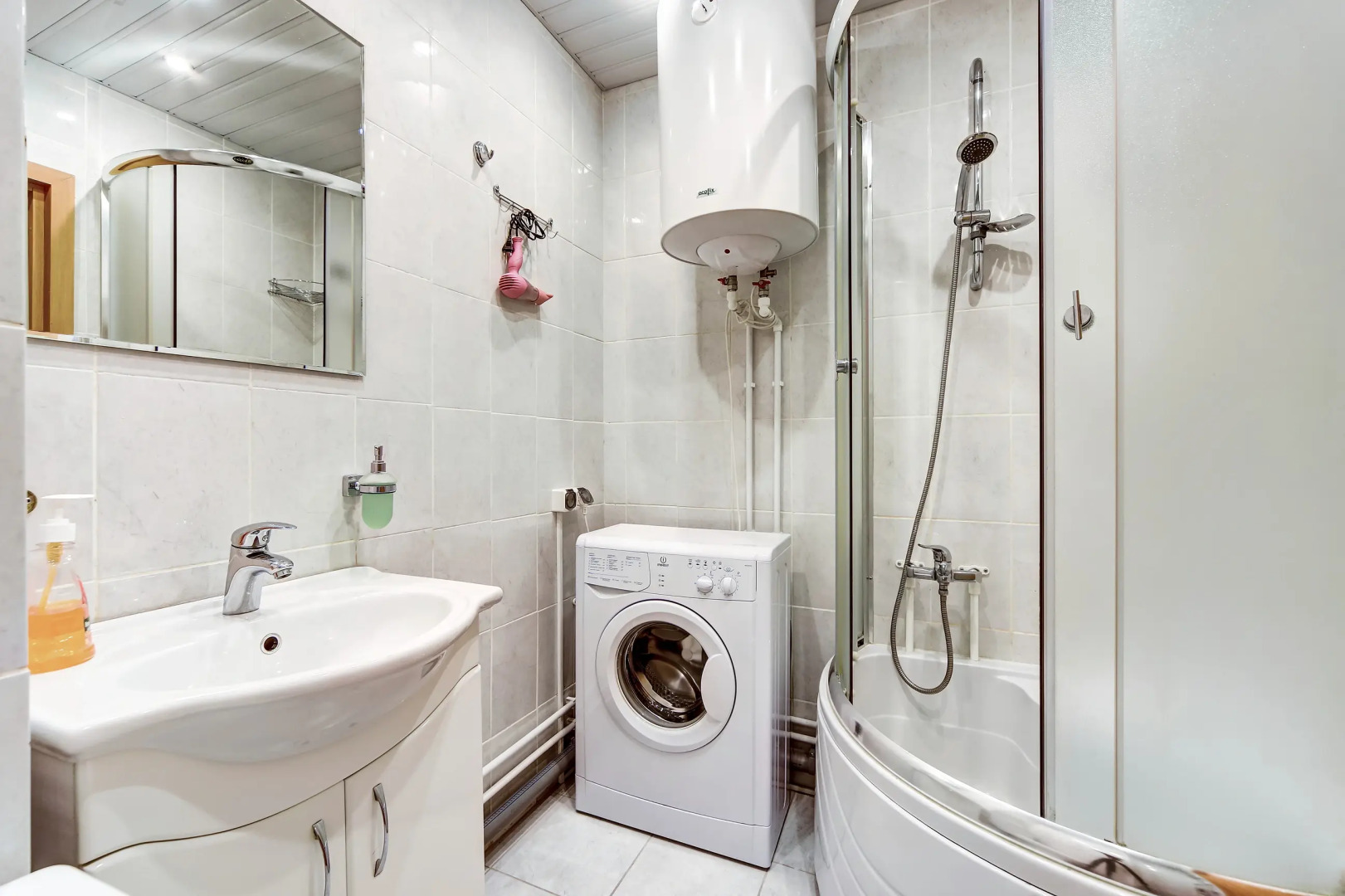 Апартаменты на Дунайском 23