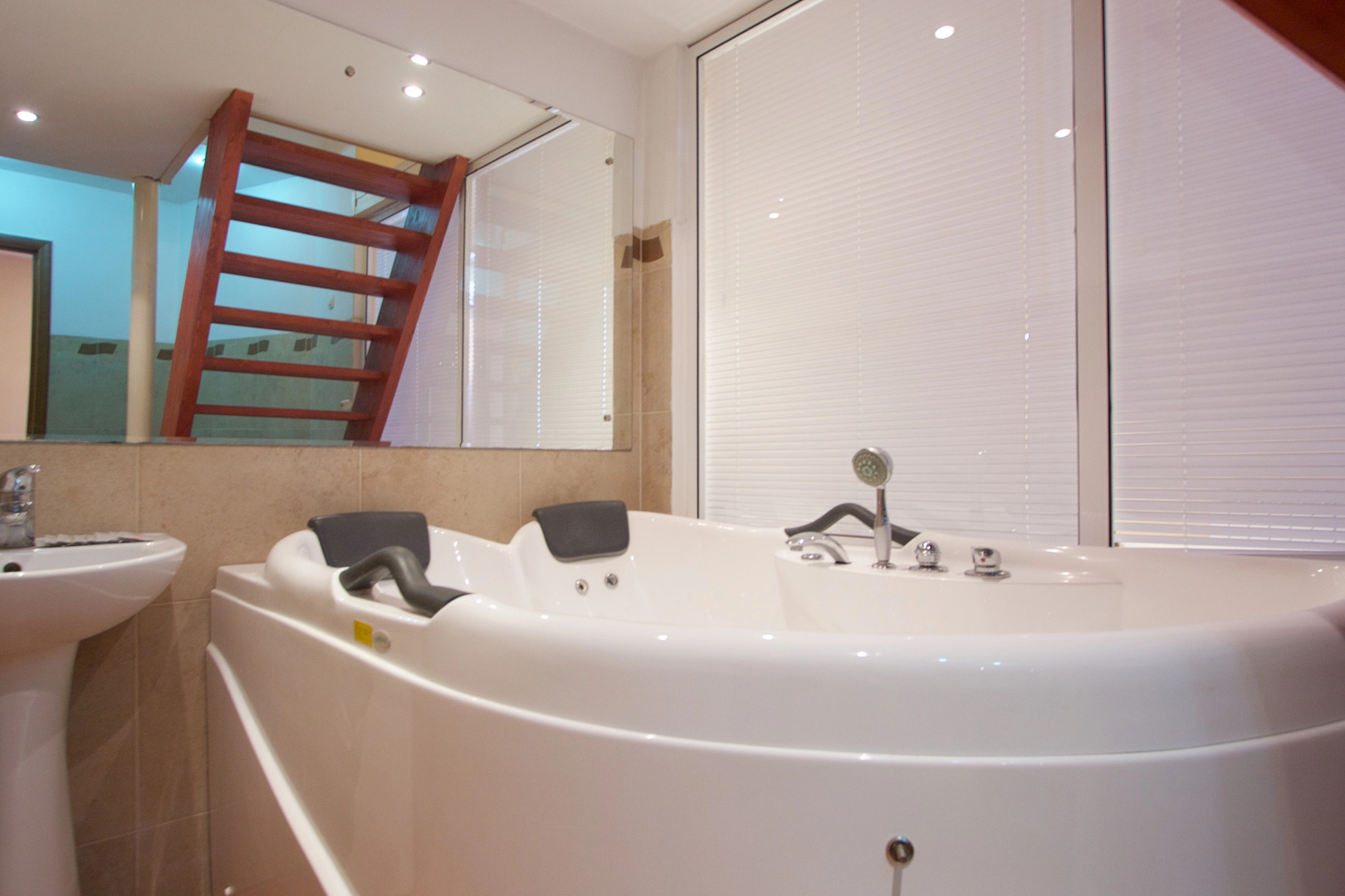 Отель Автодвор