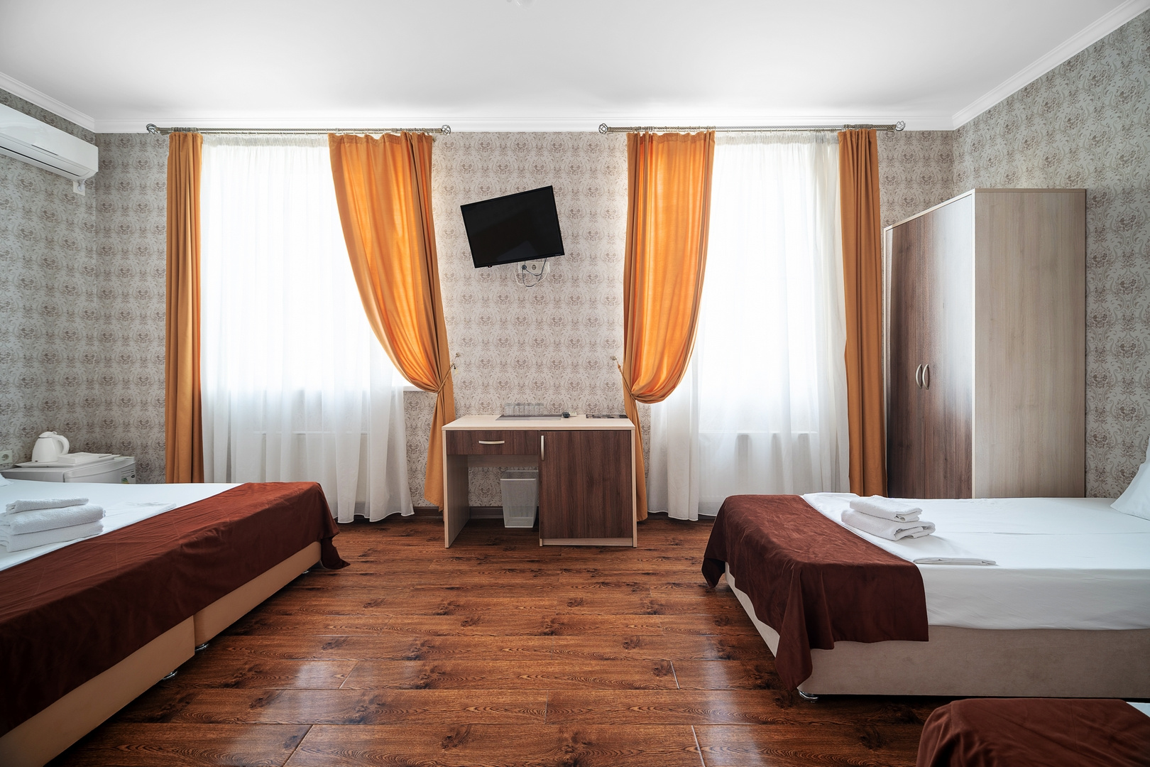 Отель Mari Inn