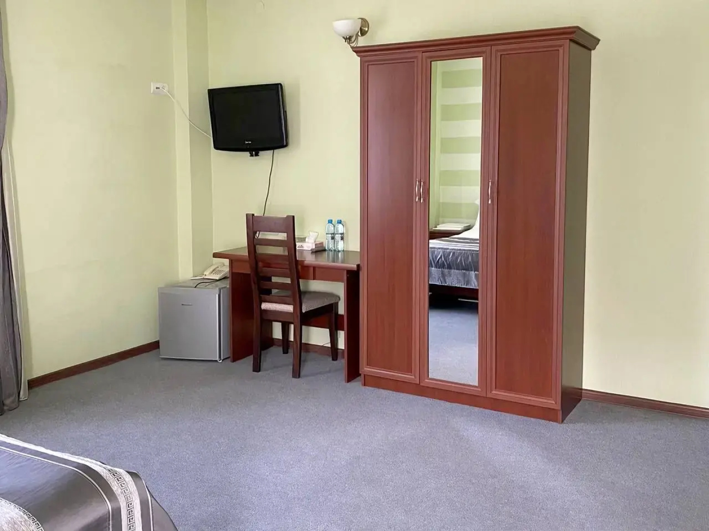 Hotel Mina