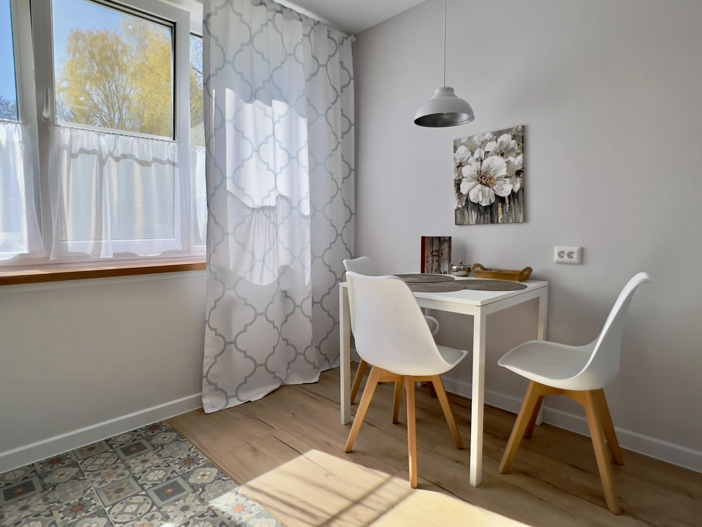 Квартира Атмосфера Уюта в Спальном Районе с Бесконтактным Заселением