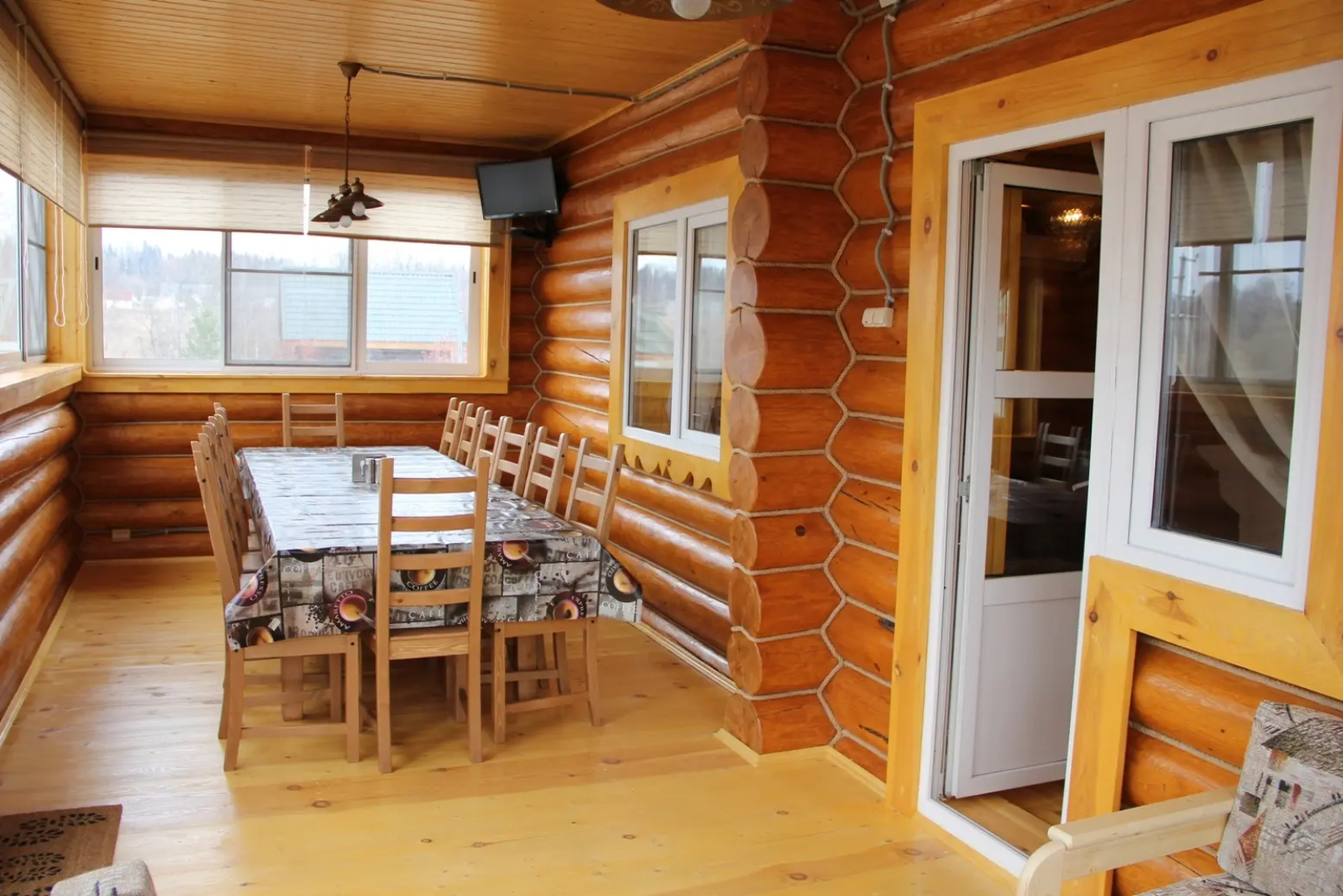 Частный дом коттедж с пятью комфортабельными спальнями