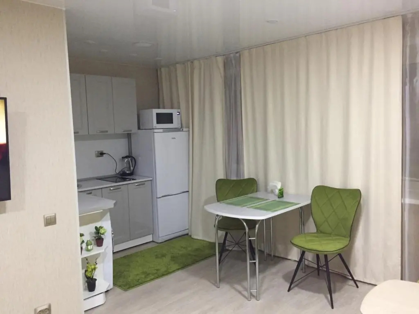 Апартаменты на Металлургов 13