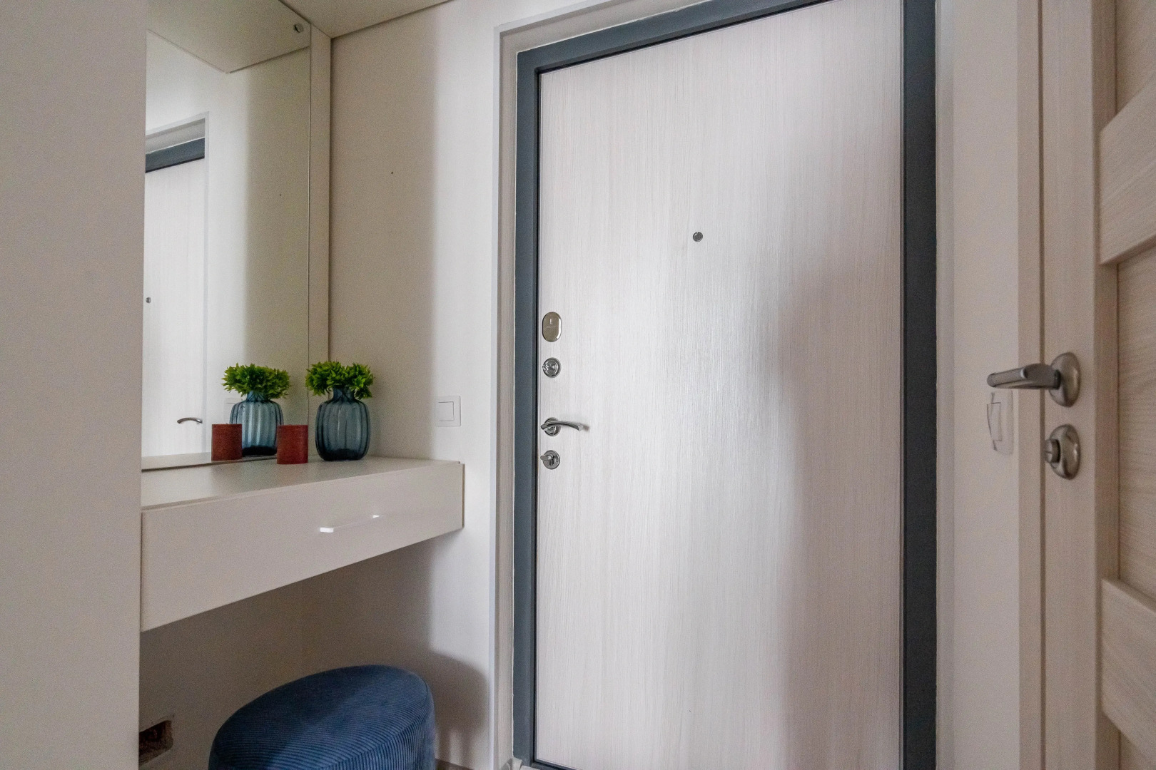 Апартаменты YOUR EMERALD видом на Лахта-центр