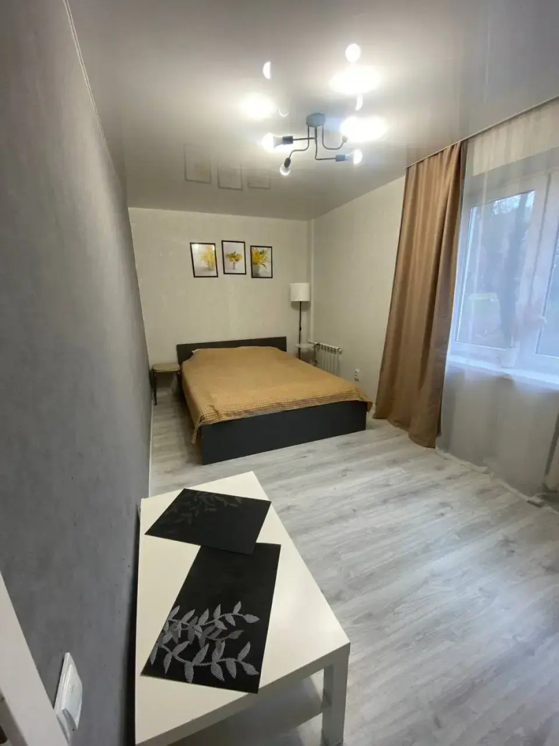 Апартаменты 2х-комнатная квартира возле Южного вокзала