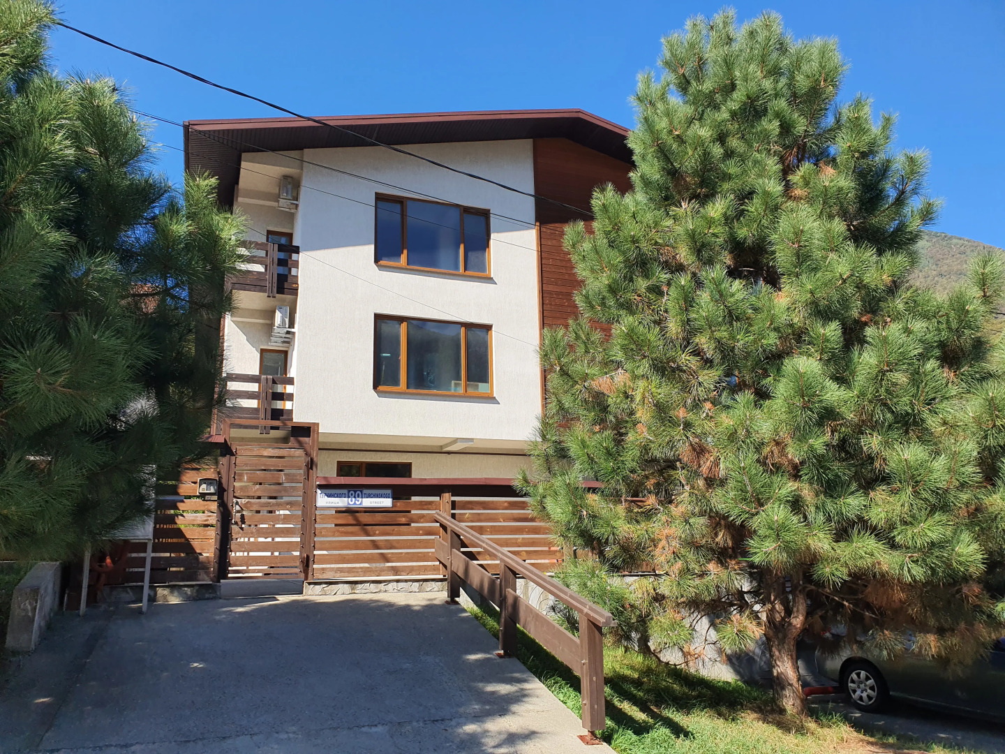 Апартаменты с Панорамным Видом на Горы по всему периметру. Красная Поляна Центр