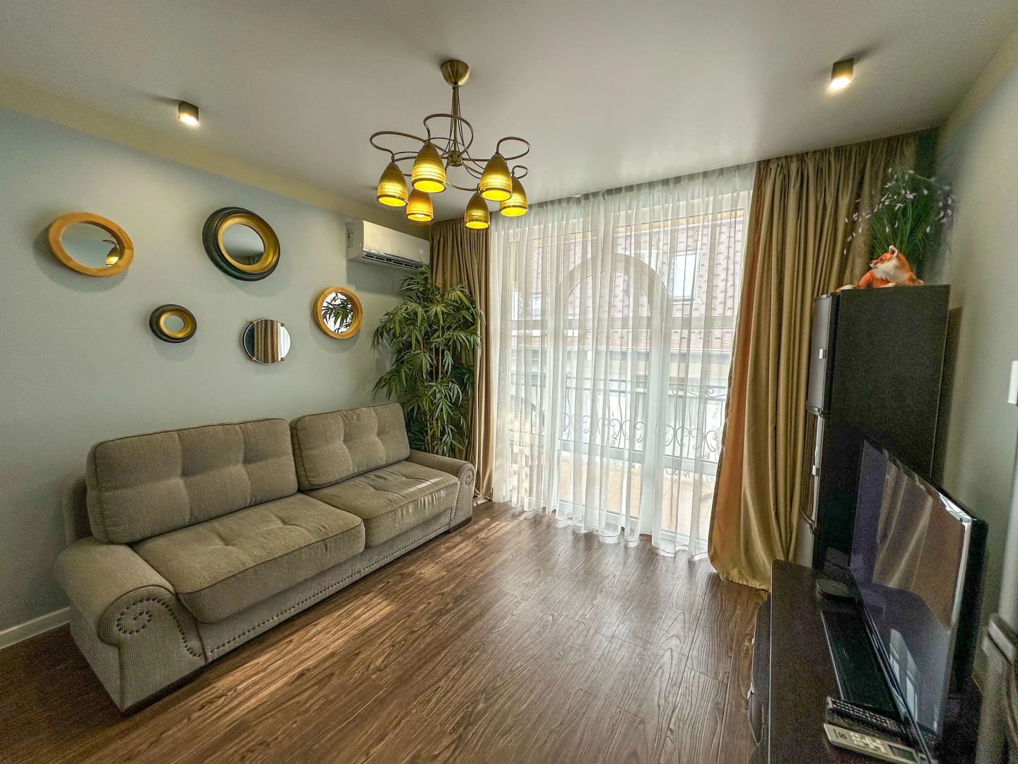 Апартаменты Перелетная 22