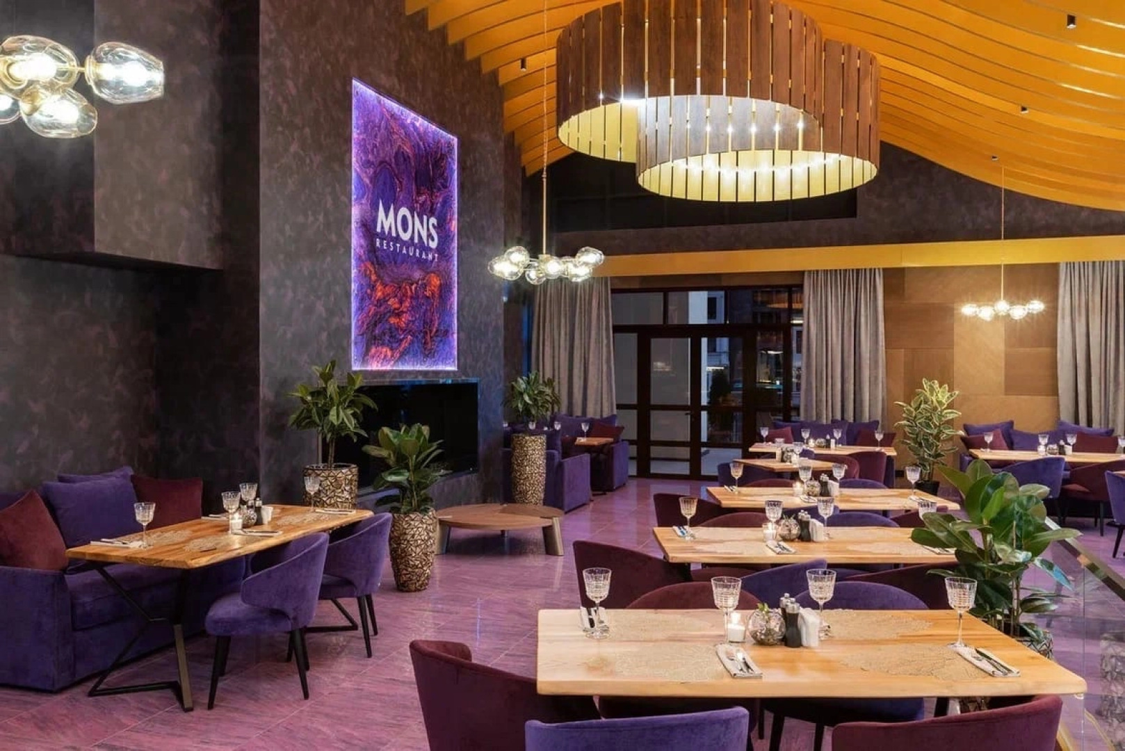 Апартаменты Поляна в Апарт-отеле Снега