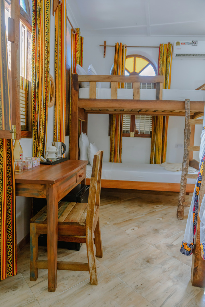 Отель Shoki Shoki House Stone Town