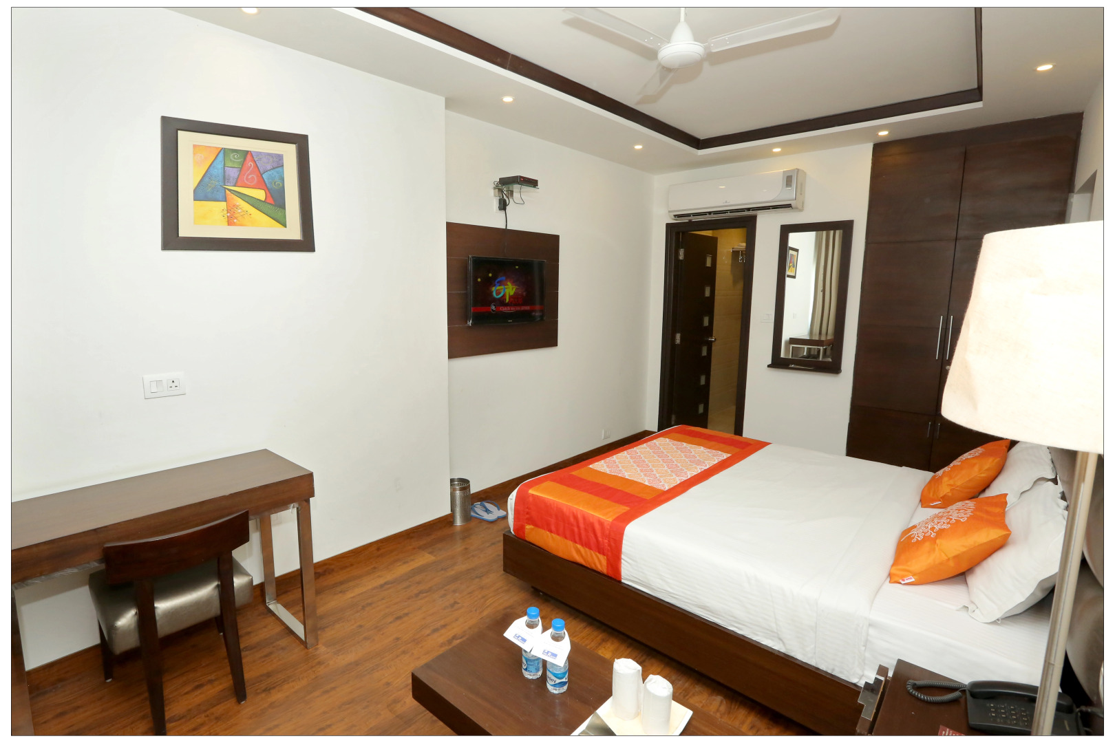 Отель The R Blues