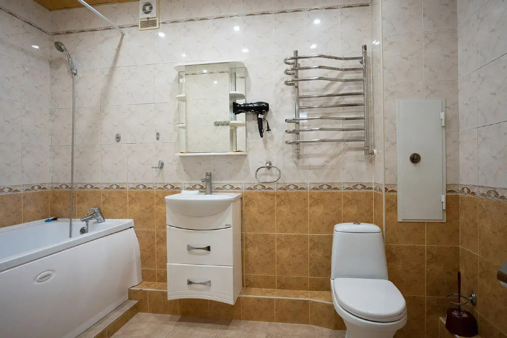 Апартаменты Right Room трехкомнатные на улице Баррикад 8