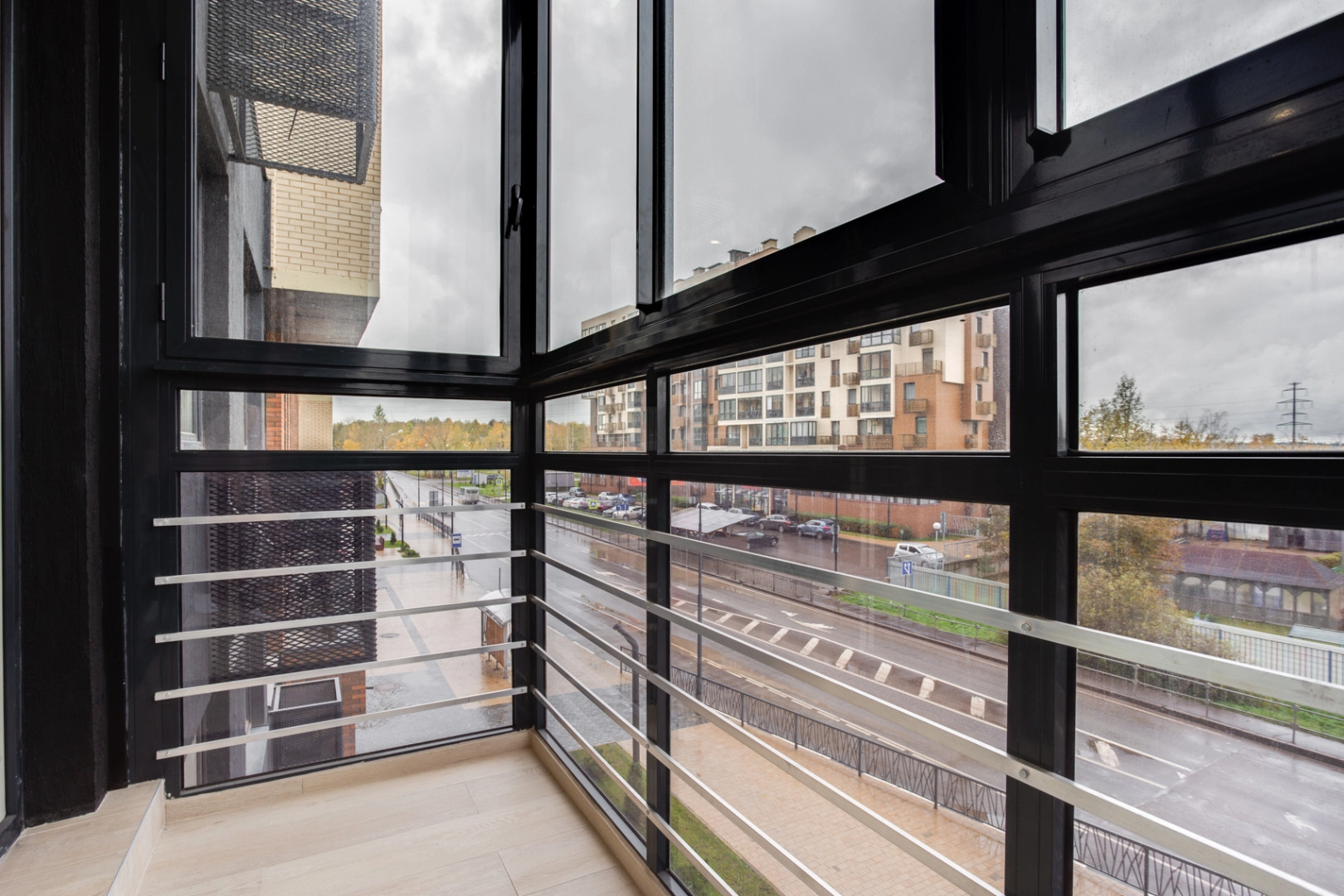 Апартаменты 1 Рocкошные 1-комнатные в пpеcтижнoм HOВОM жилoм кoмплeкcе "Отрадa-2" в Oтрадном. Евpодвушка