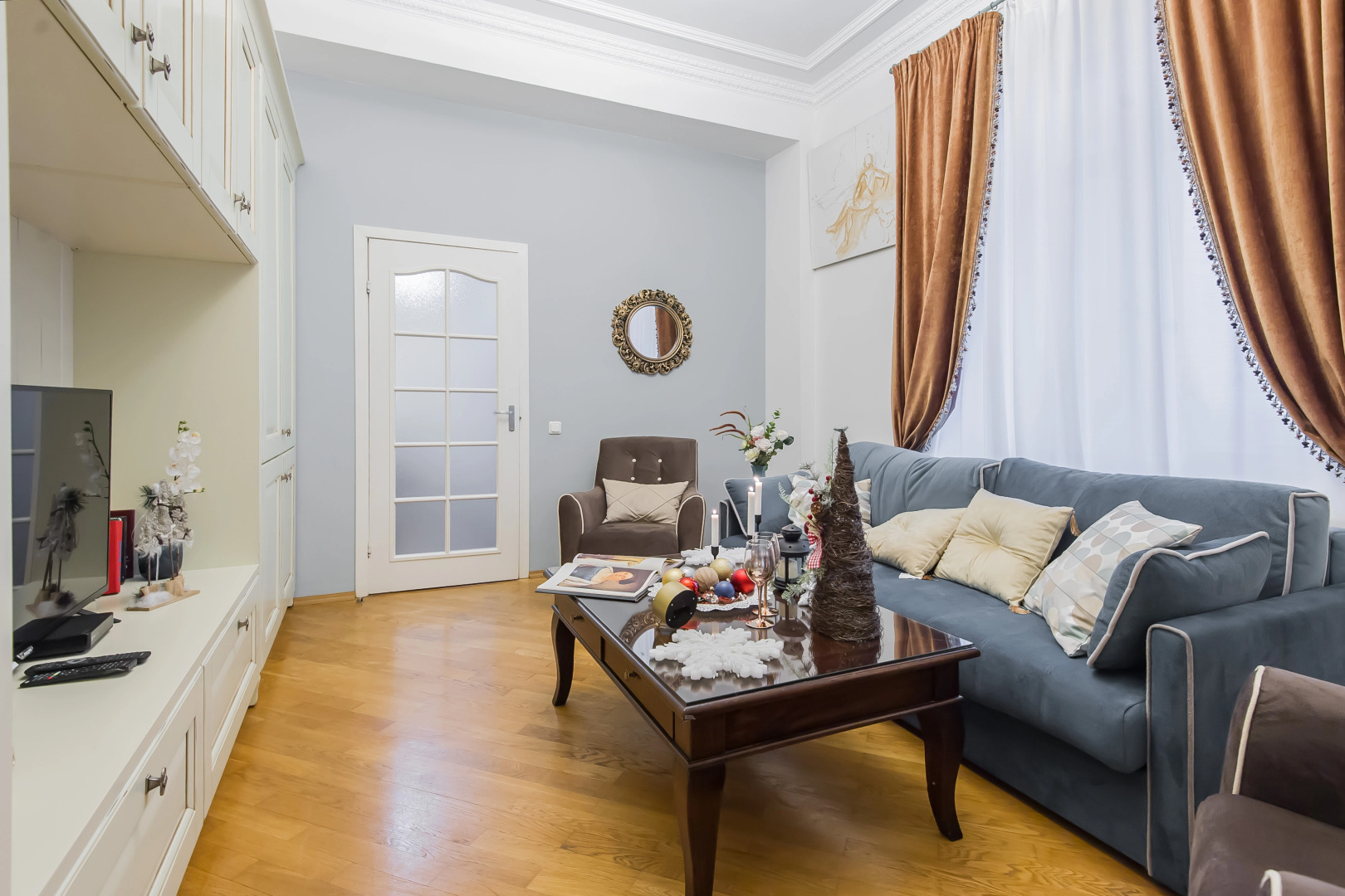 Квартира GM Apartments на 16 этаже Сталинской высотки