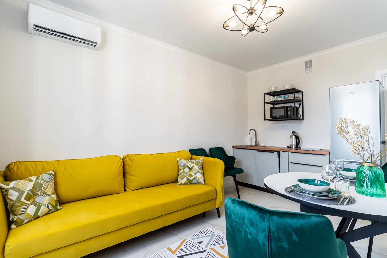 Апартаменты на Мысхакском шоссе с панорамным видом 3