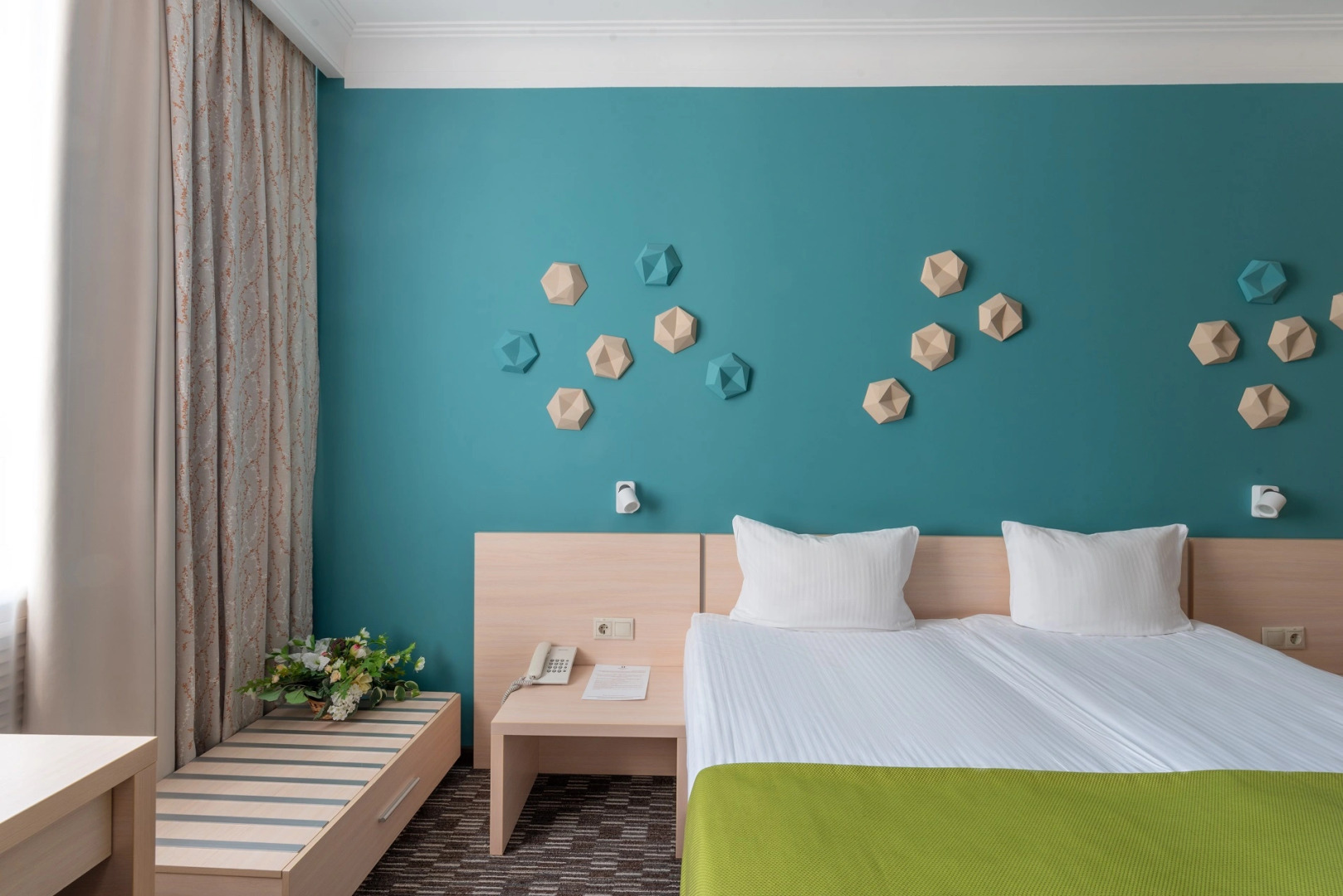 Diplomat Business Hotel