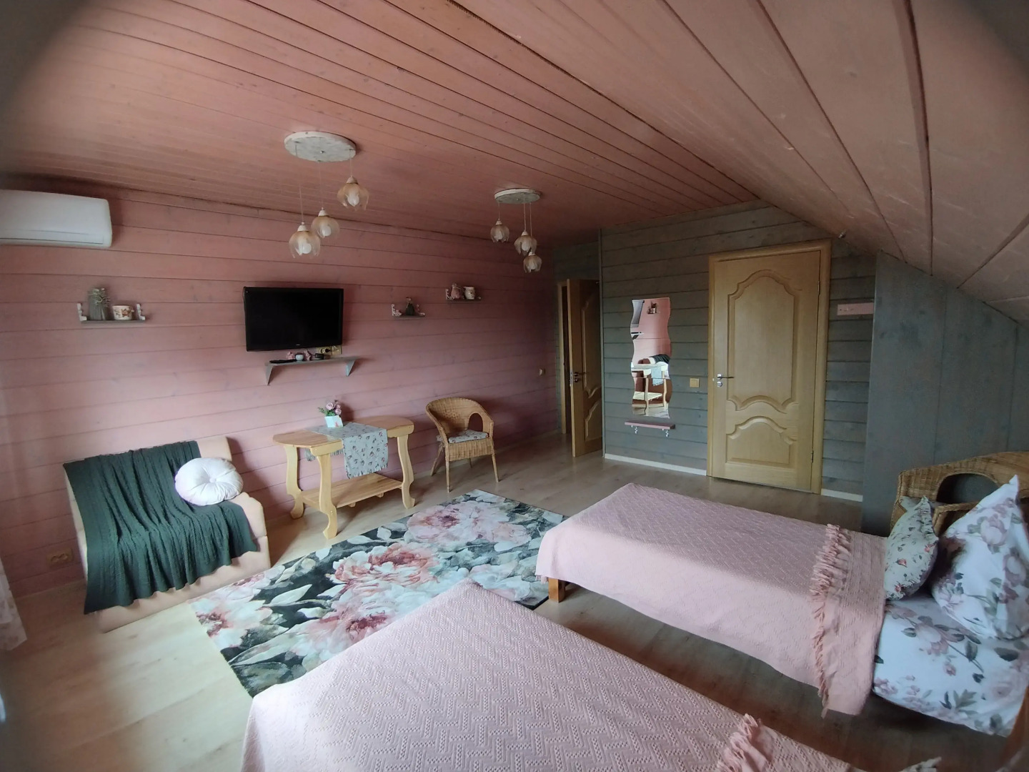 Частный Дом S Baney