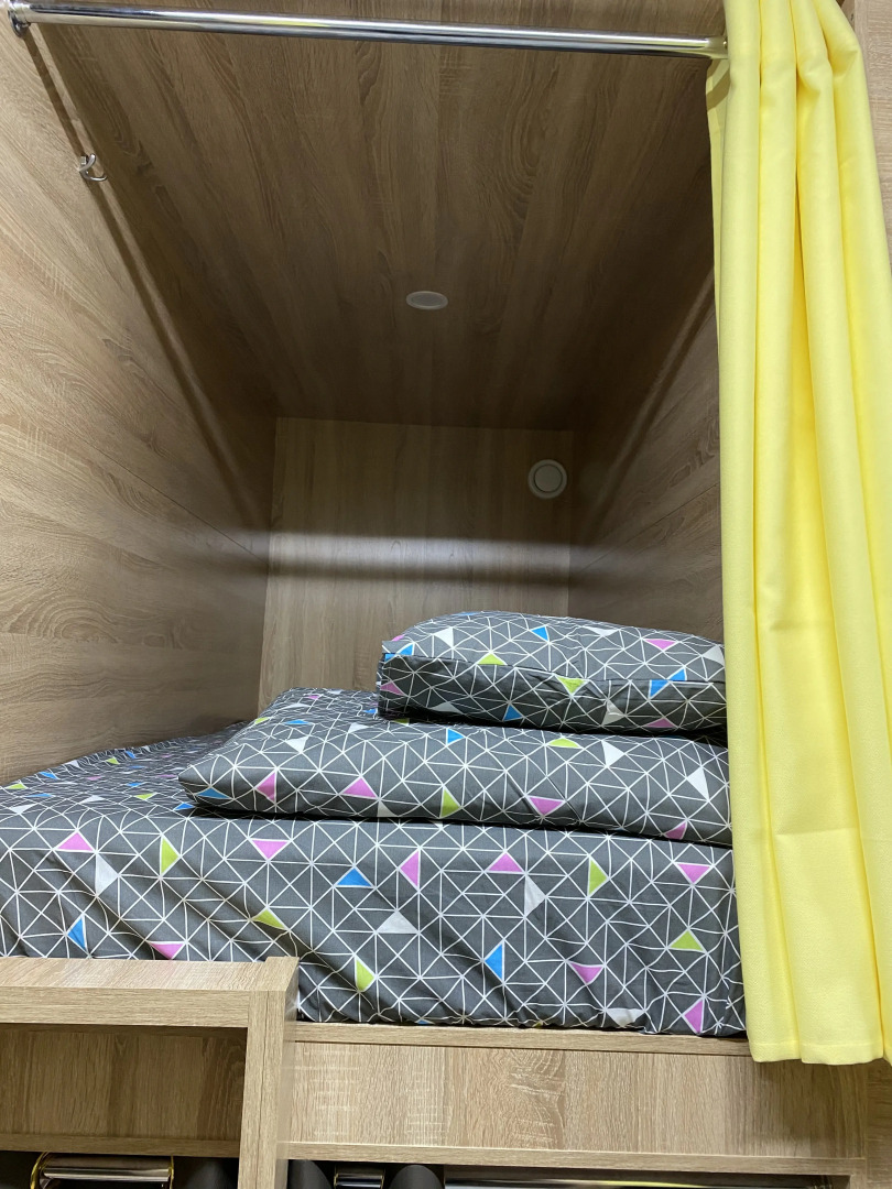 Хостел Капсульный отель Вверх дном