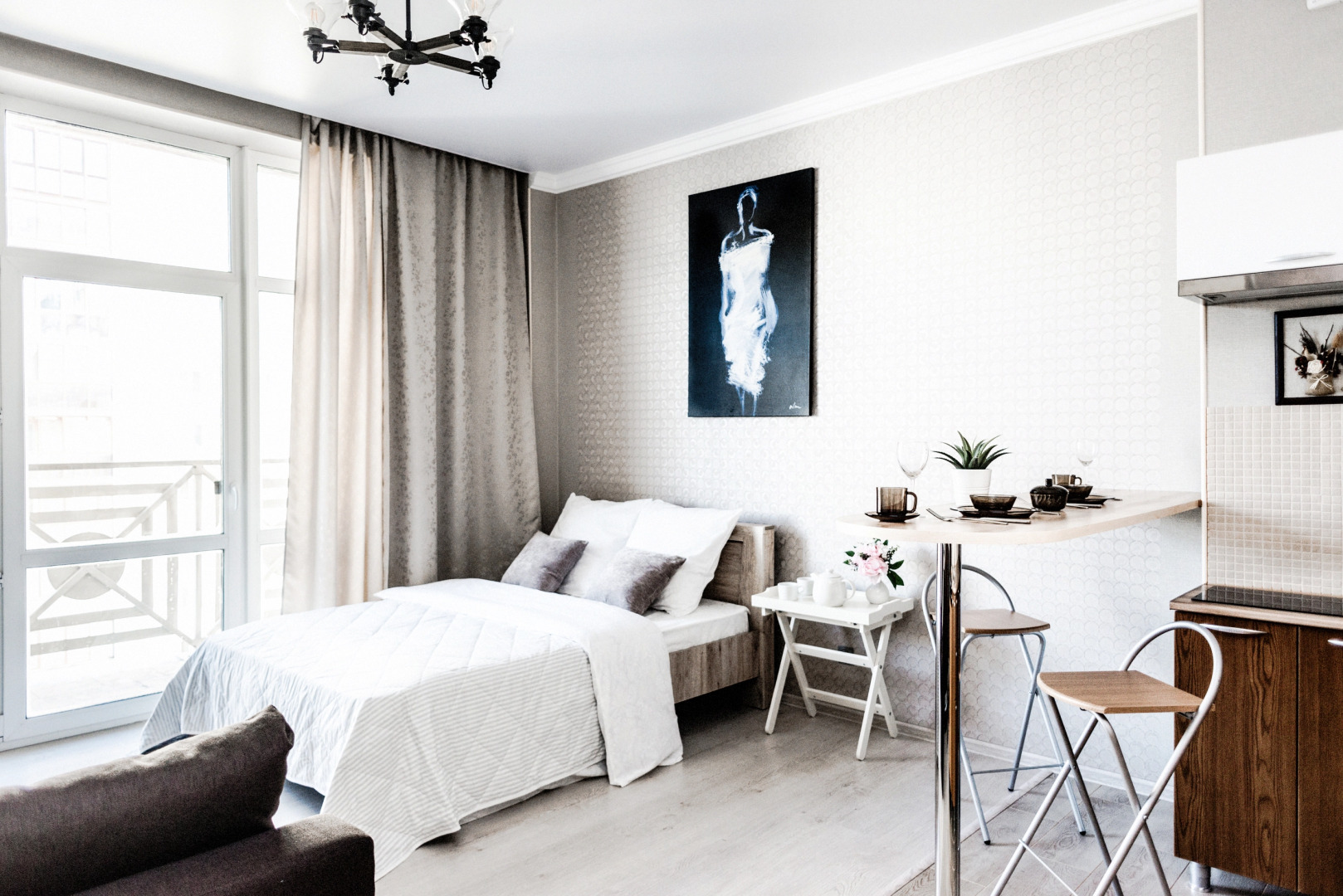 Апартаменты ApartHause в центре у БЦ Высоцкий