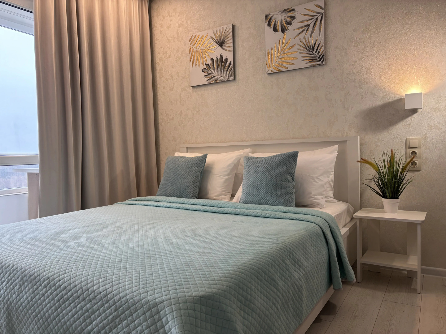 Квартира 2-комнатная 70 м² с видом на озеро