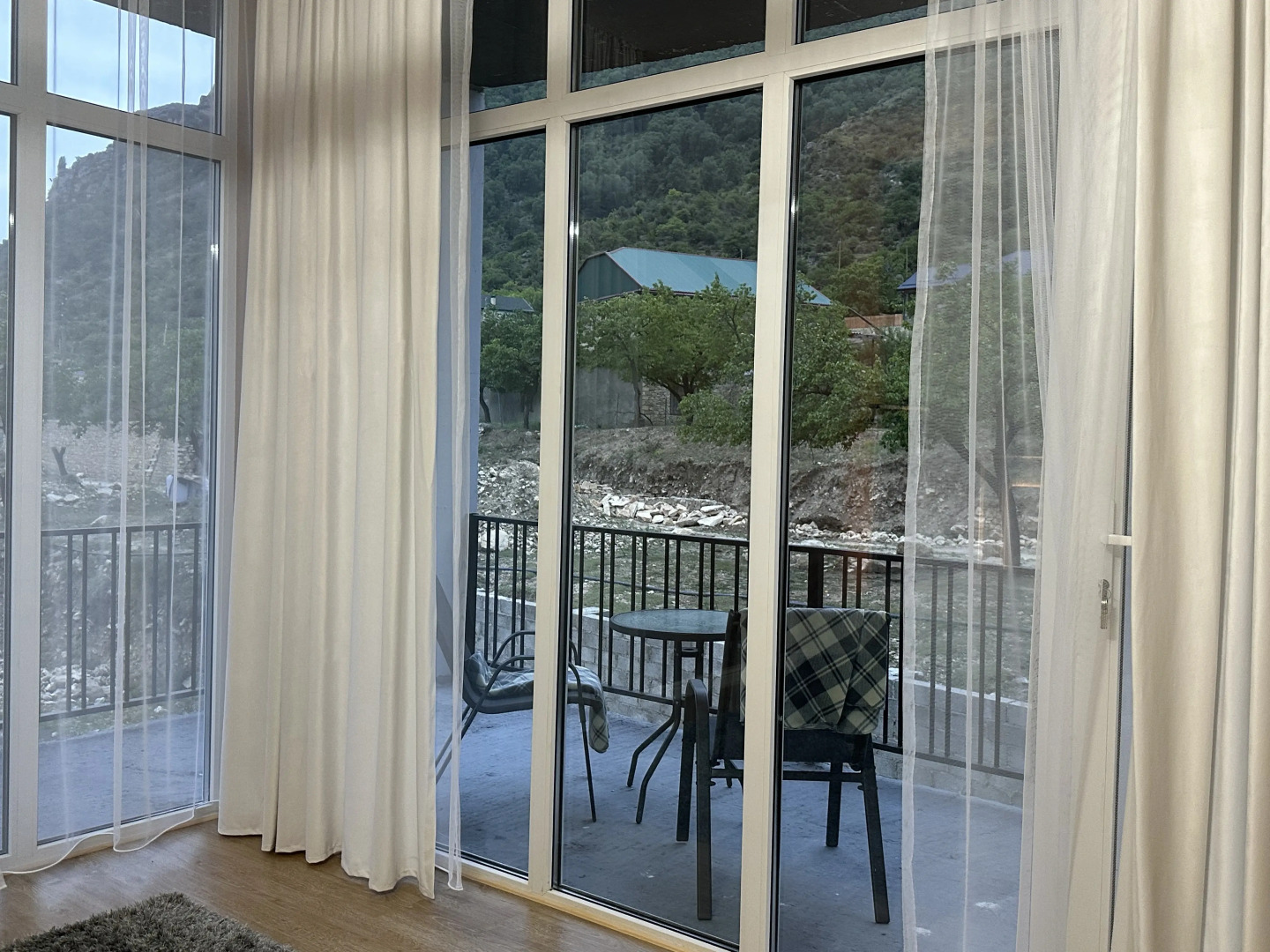 Апартаменты Панорамный дом среди вершин