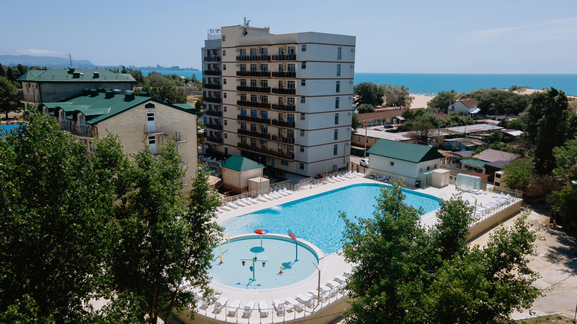 Курортный отель Скай Бридж (Sky Bridge)
