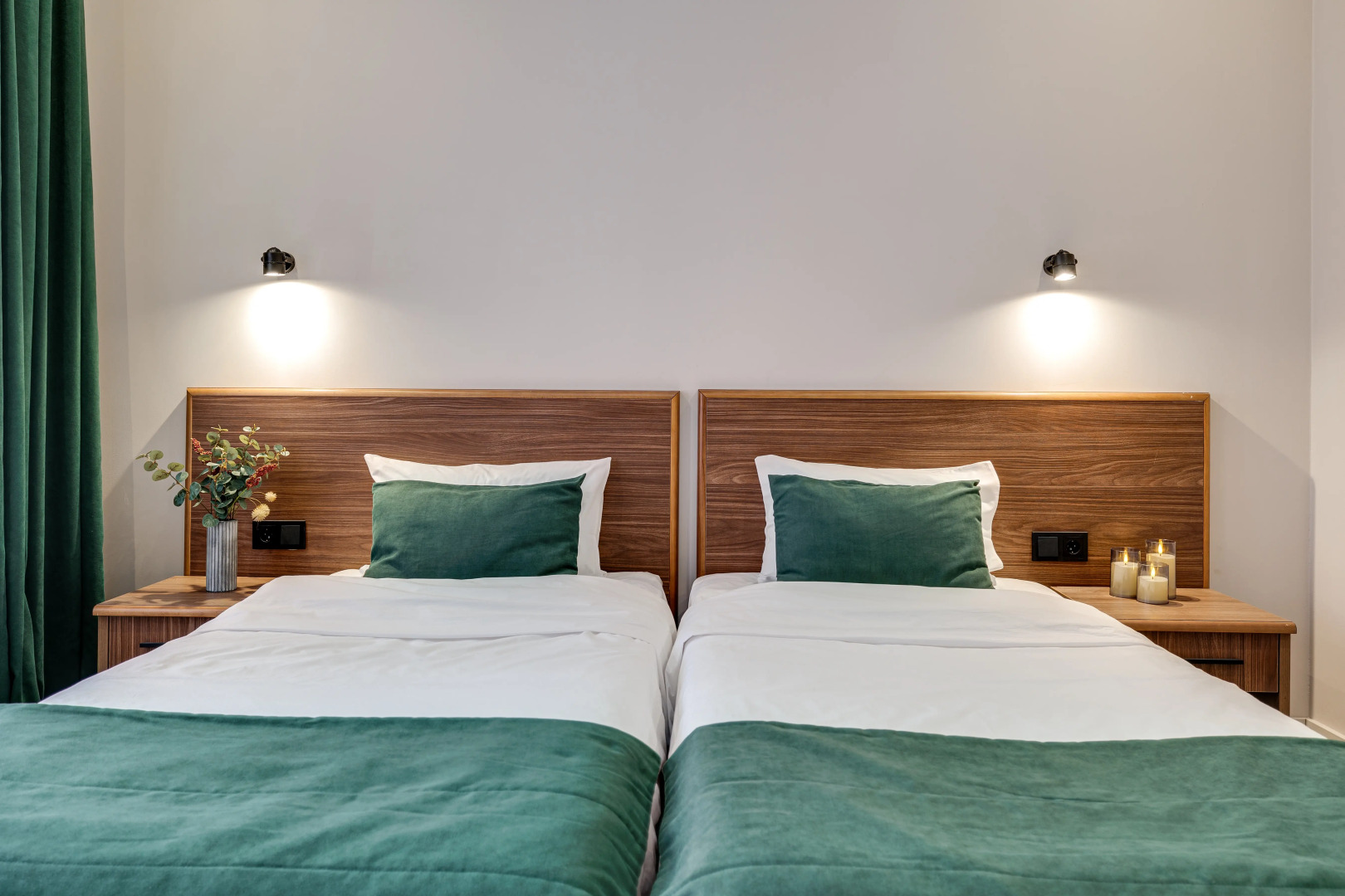 Отель Seven Hills на Брестской