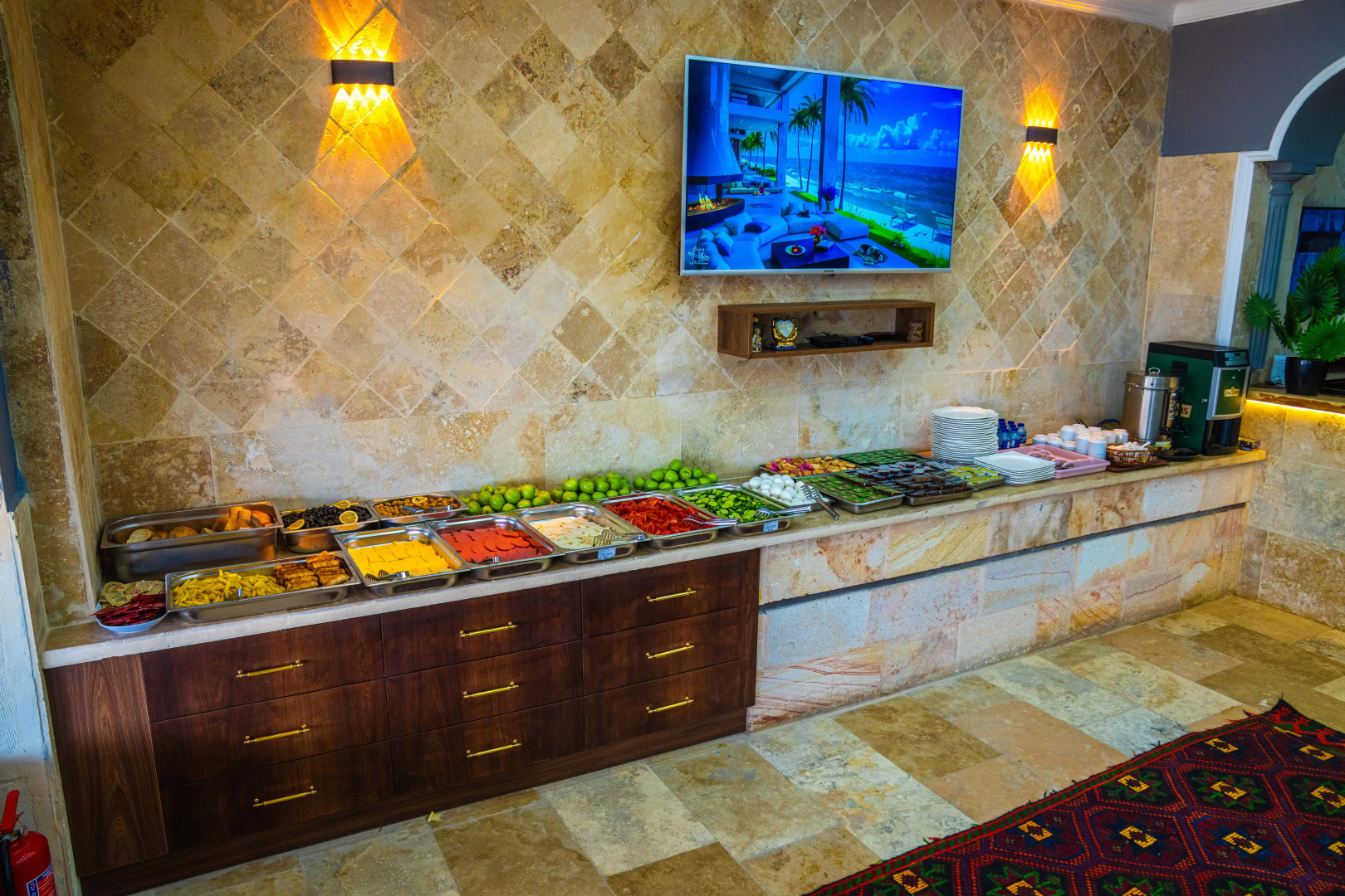 Отель Crazy Horse