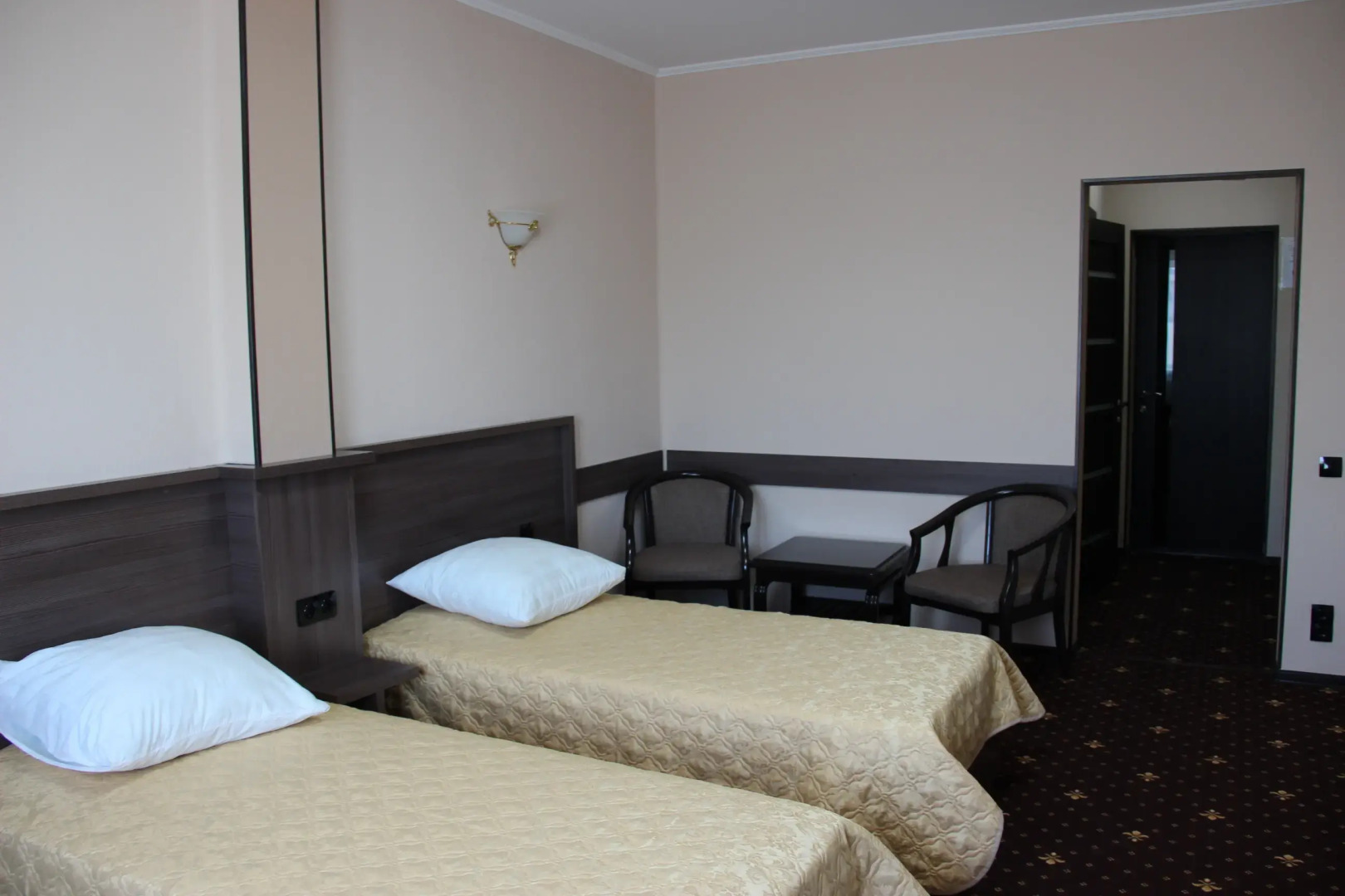 Отель Плаза