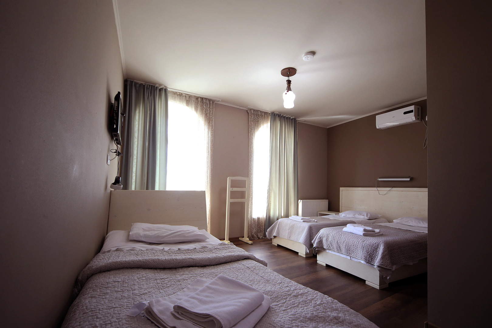 Мини-Отель Kutaisi Globus