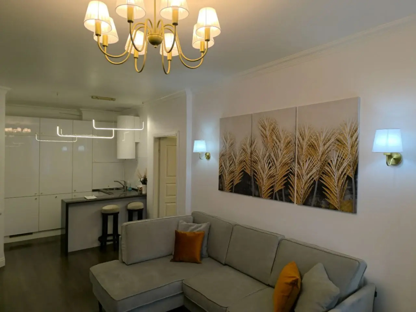 Апартаменты Vyborg Velvet Aparts Трехкомнатные в Центре с Парковкой