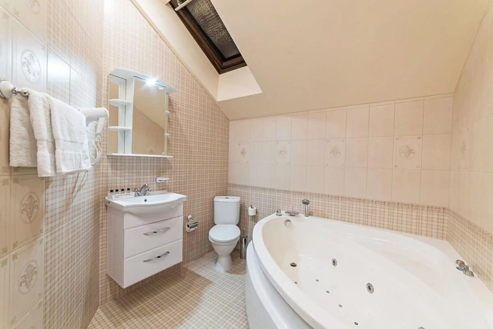 Отель Валерия