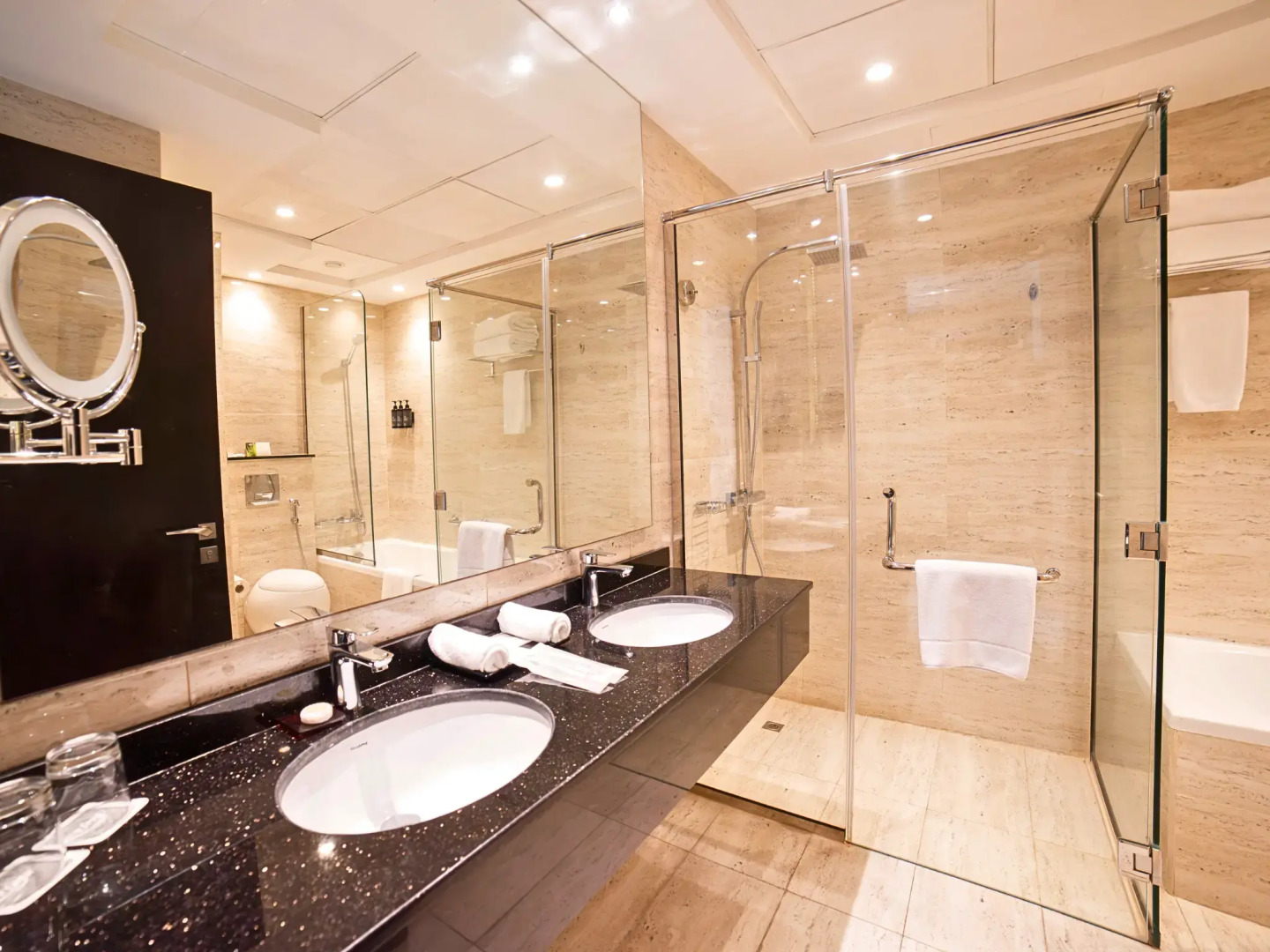 Отель Asma, Al Barsha