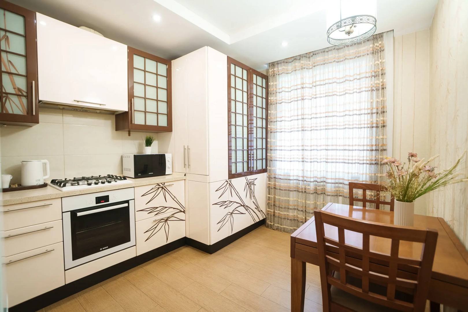 Квартира Inndays Apartments на Староникитская 105б (2)