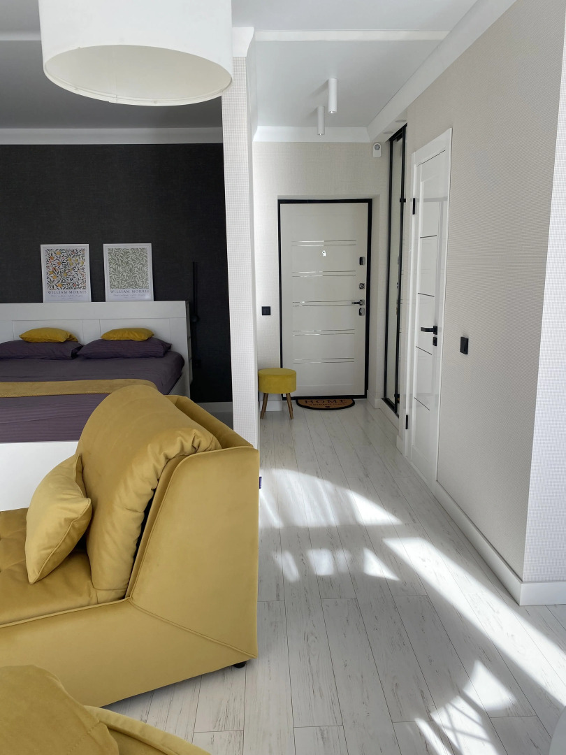 Квартира Светлая студия на берегу Волги в центре города