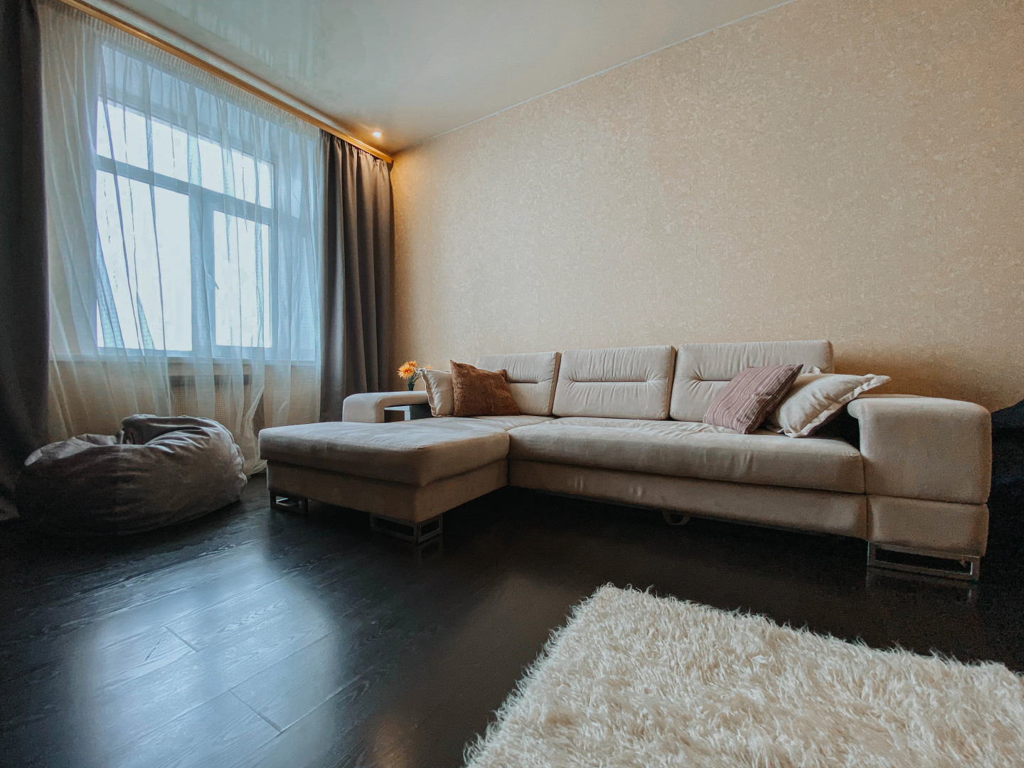 Апартаменты с видом на Волгу в центре города