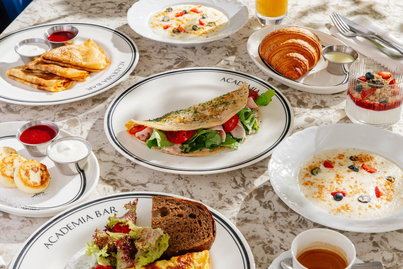 Отель Point Academia