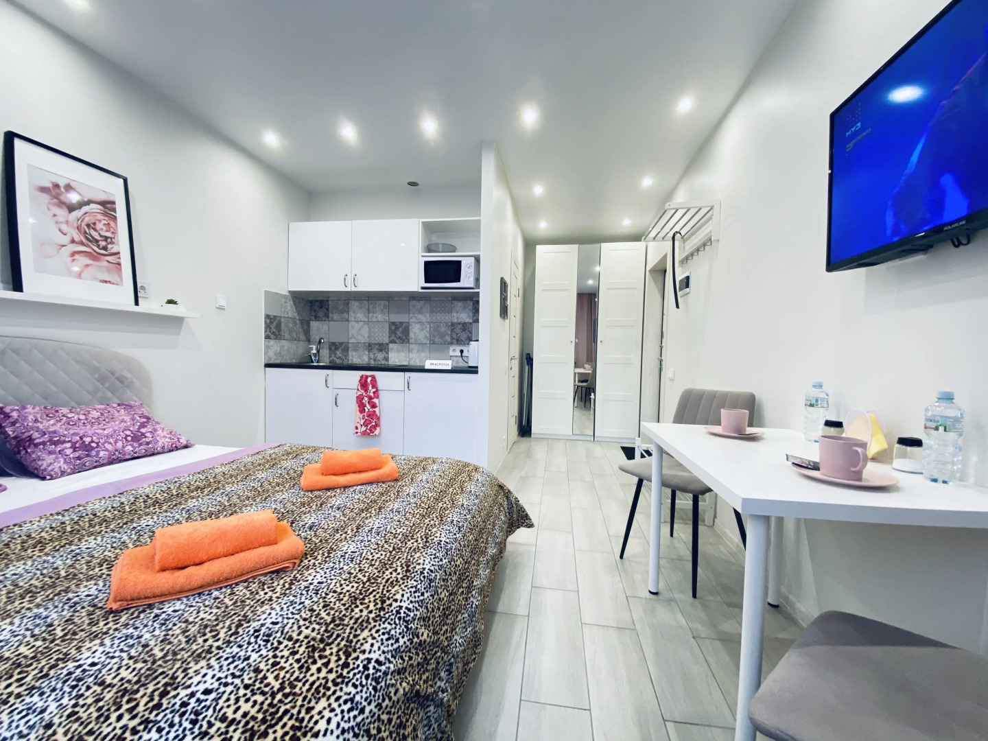 Апартаменты на Саморы Машела 8к1