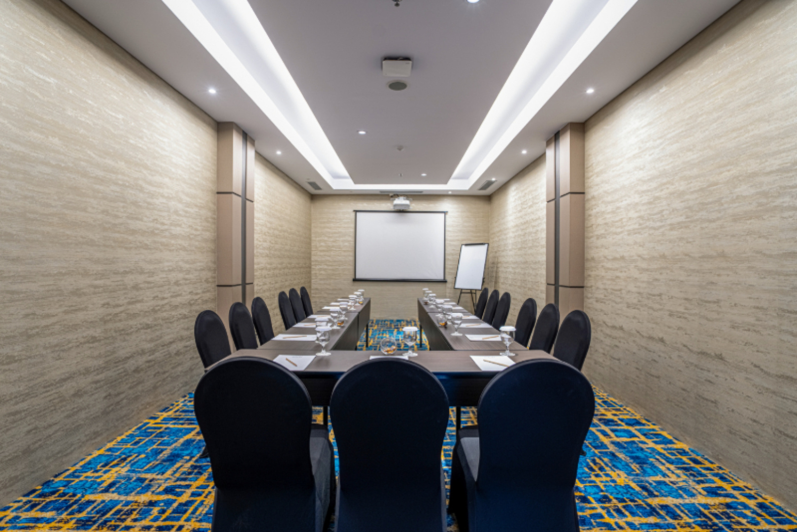 Отель Aston Emidary Bangka Hotel and Conference Center