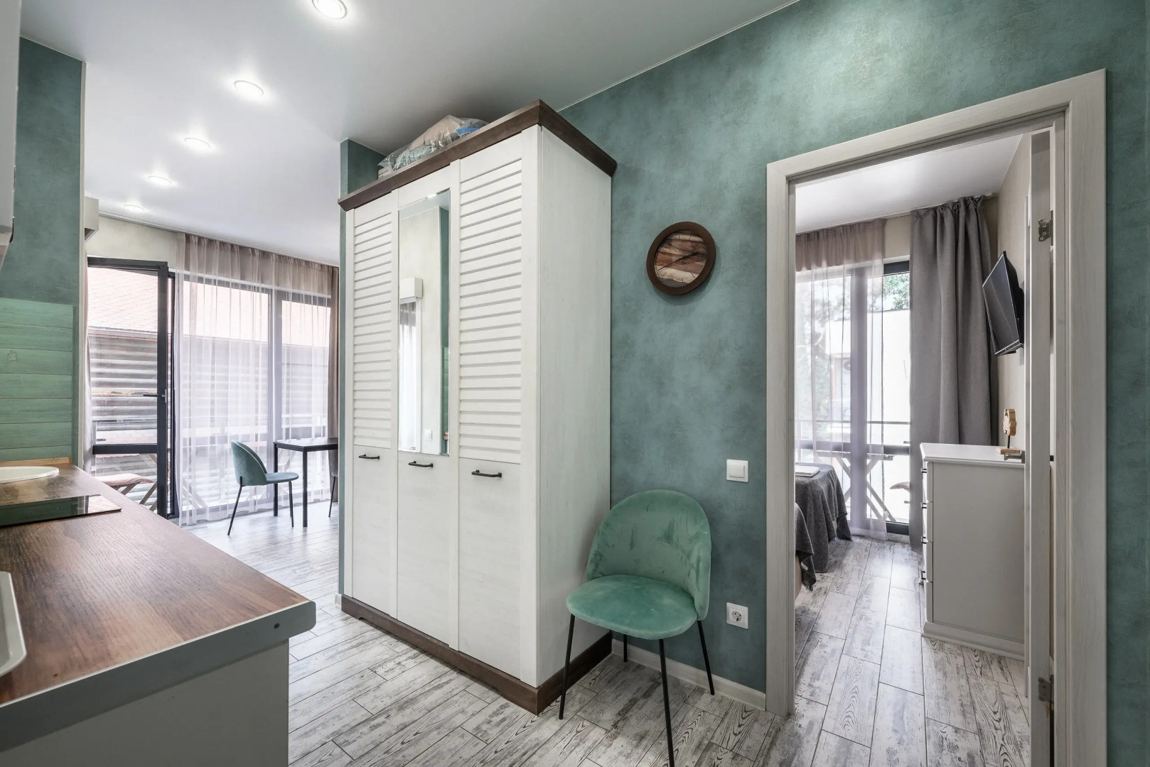 Апартаменты в Жк Мадрид Парк 2 с Бассейном