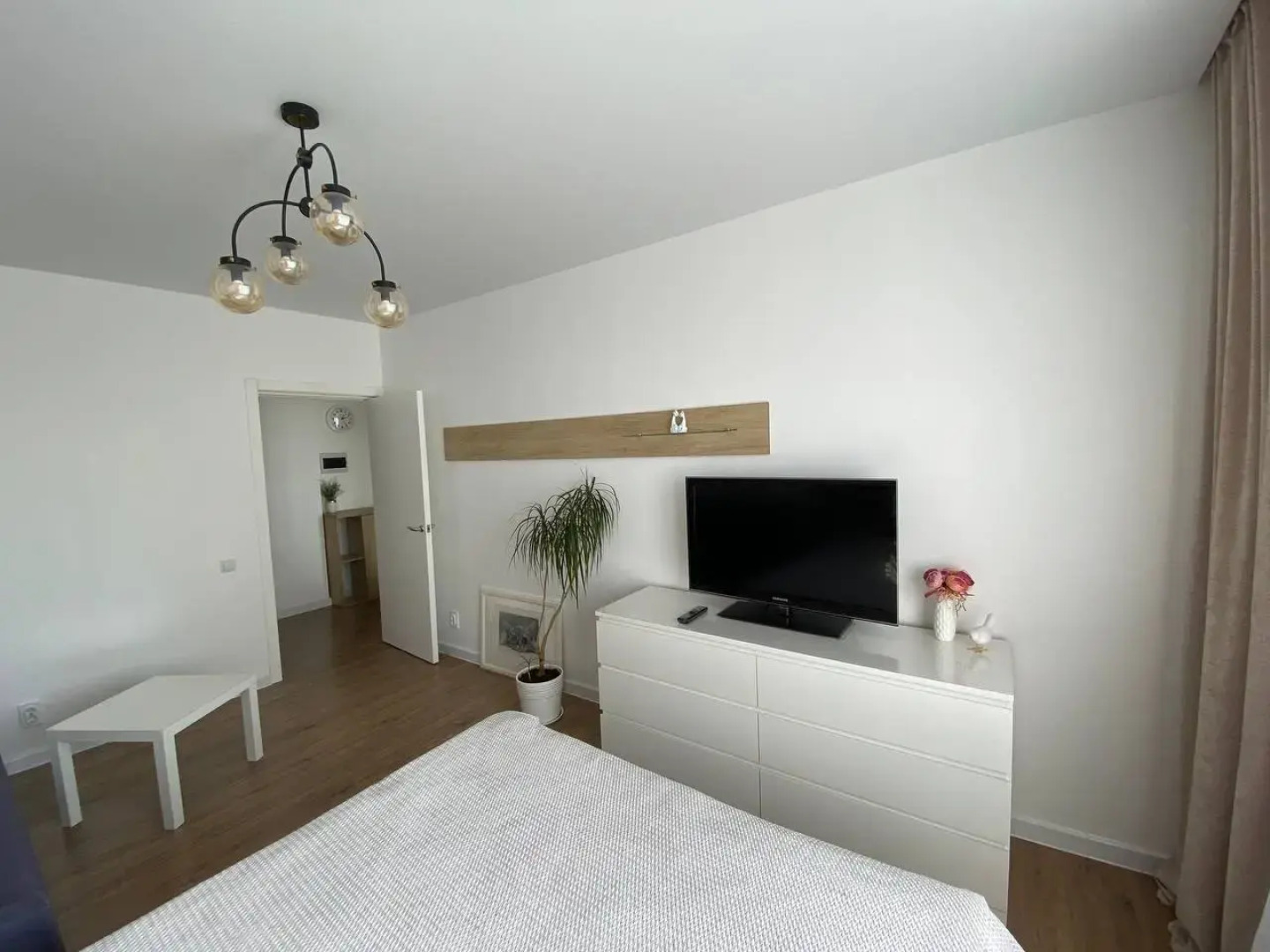 Квартира в кругу озер и моря