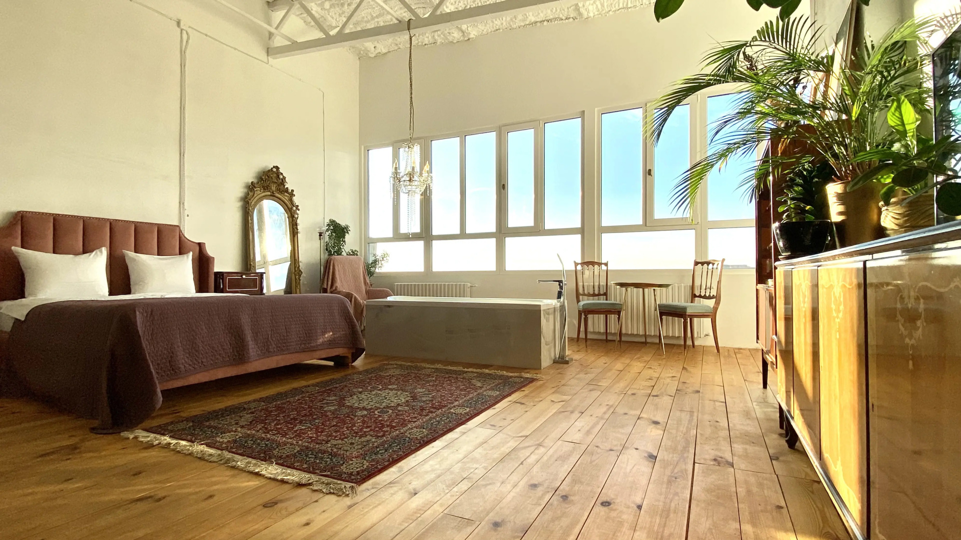 Апартаменты ApartMari Уникальный Люкс с видом на город