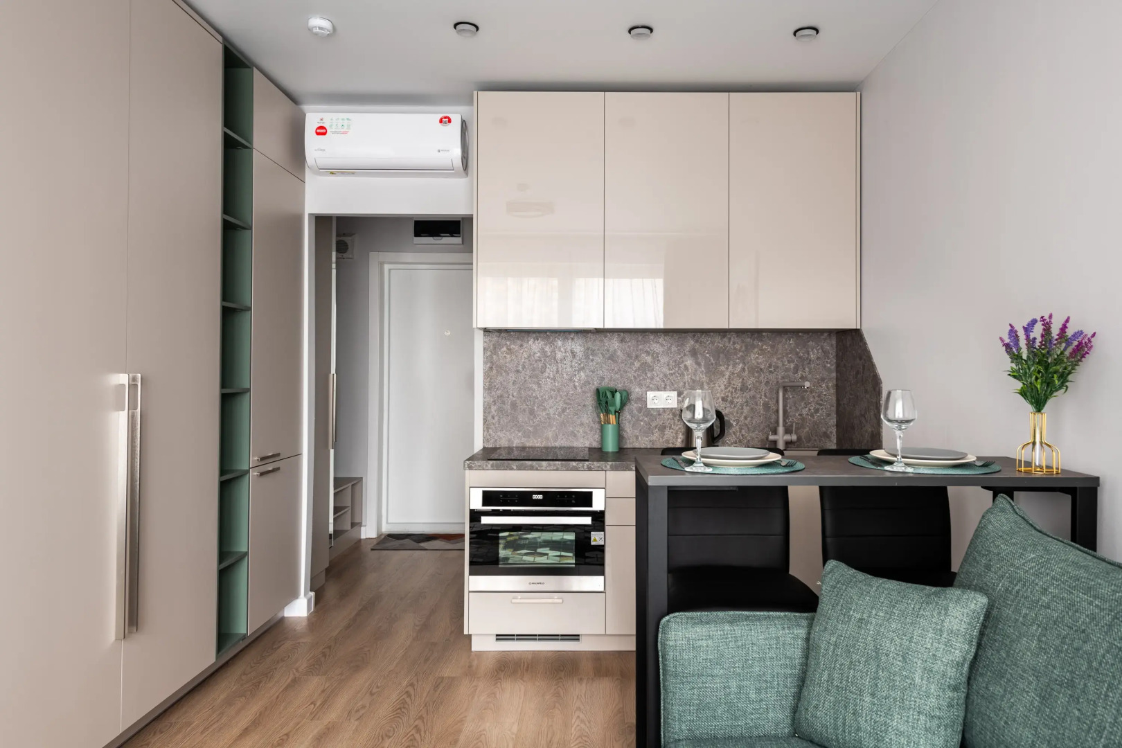 Квартира Изумрудная Cтудия