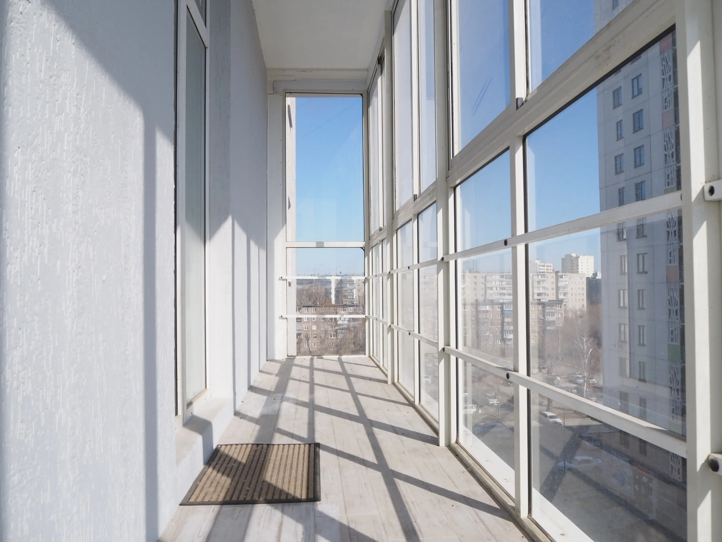 Квартира Современная студия на Дзержинского 86