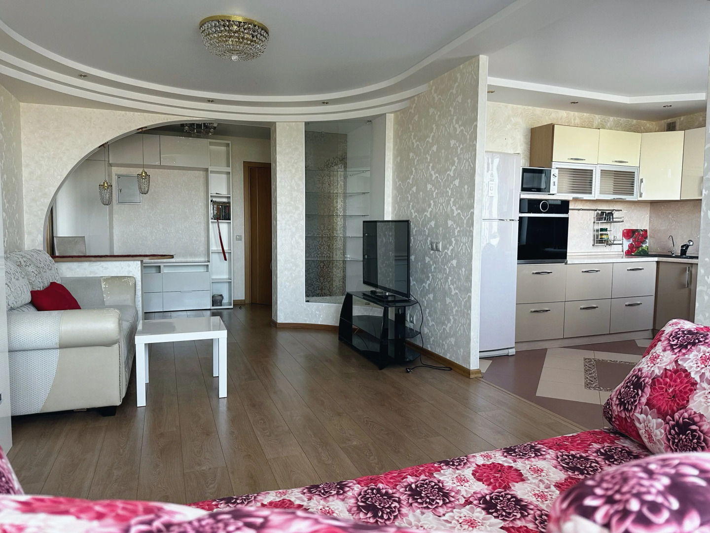 Квартира с панорамным видом на реку и все монастыри