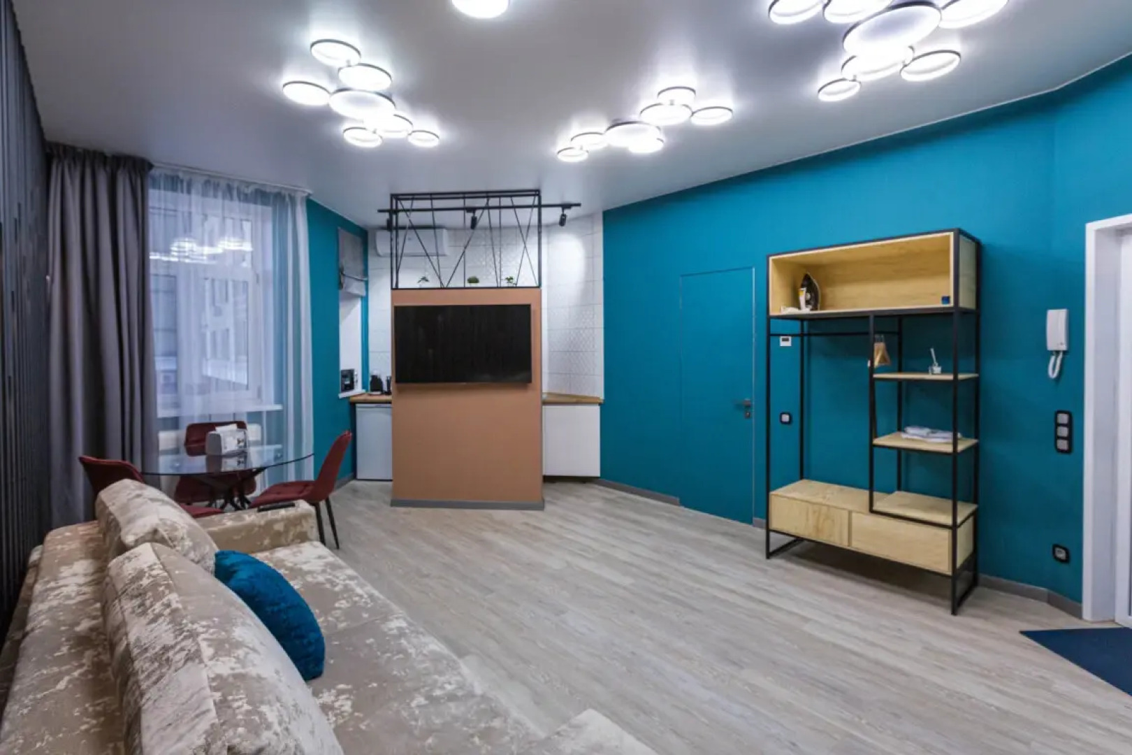 АПАРТАМЕНТЫ REHOME24 Студия 104 на 4 этаже