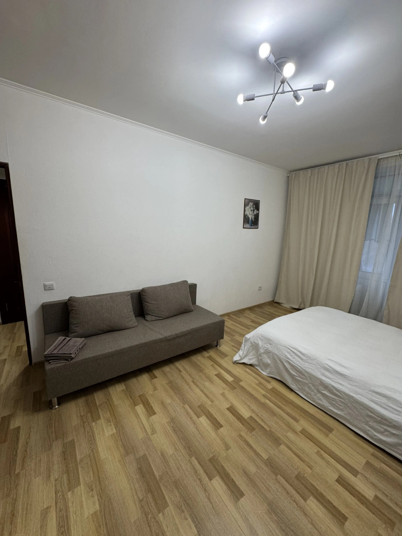 Квартира на Кадомцева