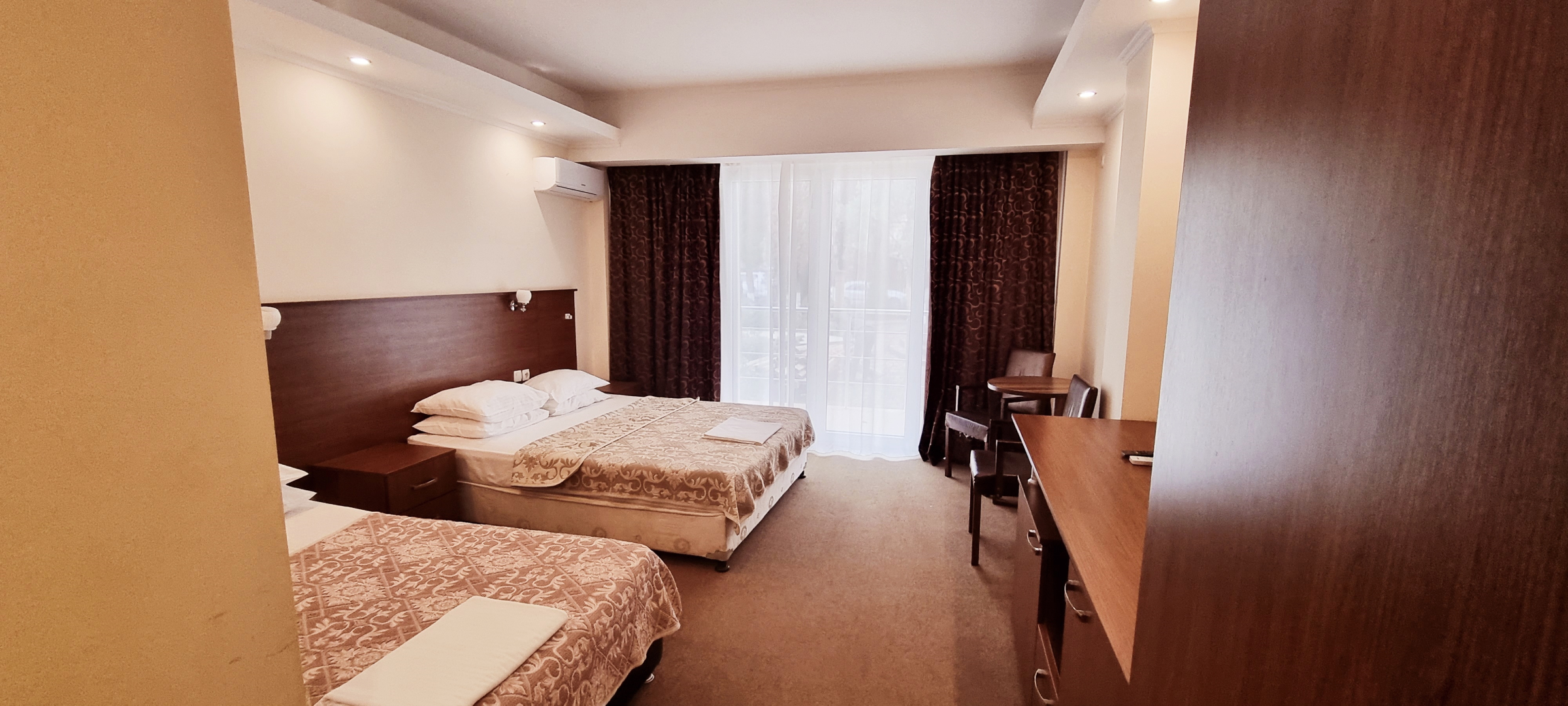 Отель Царская Аллея