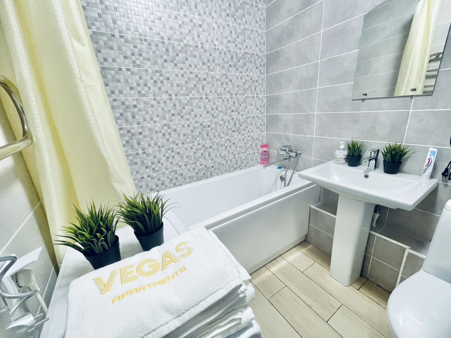 Апартаменты Vegas на Арктической 16